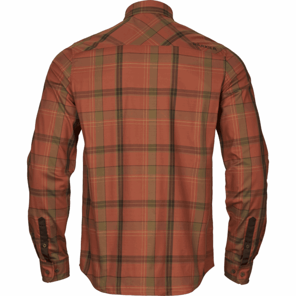 Rustikás vadászkockás hálószabású ing, hosszú ujjú, Härkila márkanevvel, tökéletes kültéri vadászathoz vagy szabadtéri tevékenységekhez.