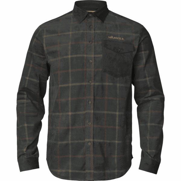 Richárd vadászsaru ing, fekete-kockás, kiváló minőségű vadászruha, Harkila márkás, tartós anyagból készült, ideális vadászathoz, outdoor tevékenységekhez és természetjáráshoz.
