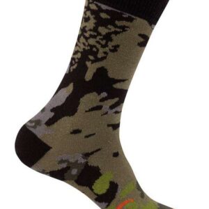 Biztonsági vadászkesztyűk vadászati és outdoor tevékenységekhez, strapabíró anyagból, camo mintázattal, amely tökéletes tapadást és védelmet nyújt a természetben.