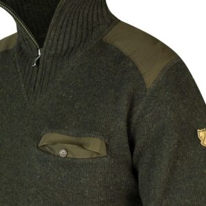 Luxus vadászruha, terepöltözék és tactical felszerelés, vadászat és kültéri outdoor kiegészítők, kiváló minőség, modern design a Weigl Vadászbolt kínálatában.