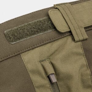 Baie durable vadászati és outdoor felszerelés, kiváló minőségű taktikai nadrág, megbízható nyitott és zárt zsebbel, kiváló választás vadászathoz és szabadidős tevékenységekhez.