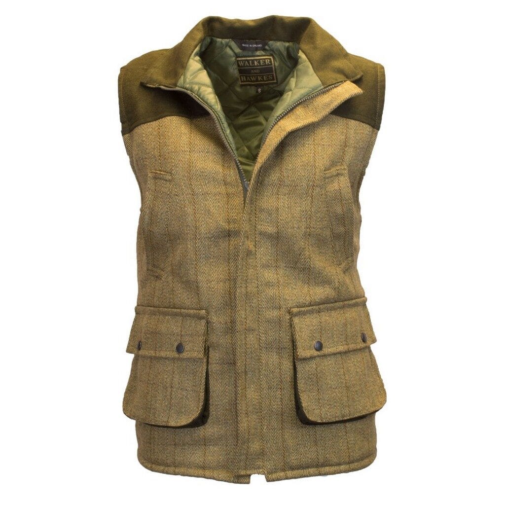 Régi vadászkabát tweed anyagból, zsebbel és kényelmes kialakítással, ideális vadászathoz és outdoor tevékenységekhez.